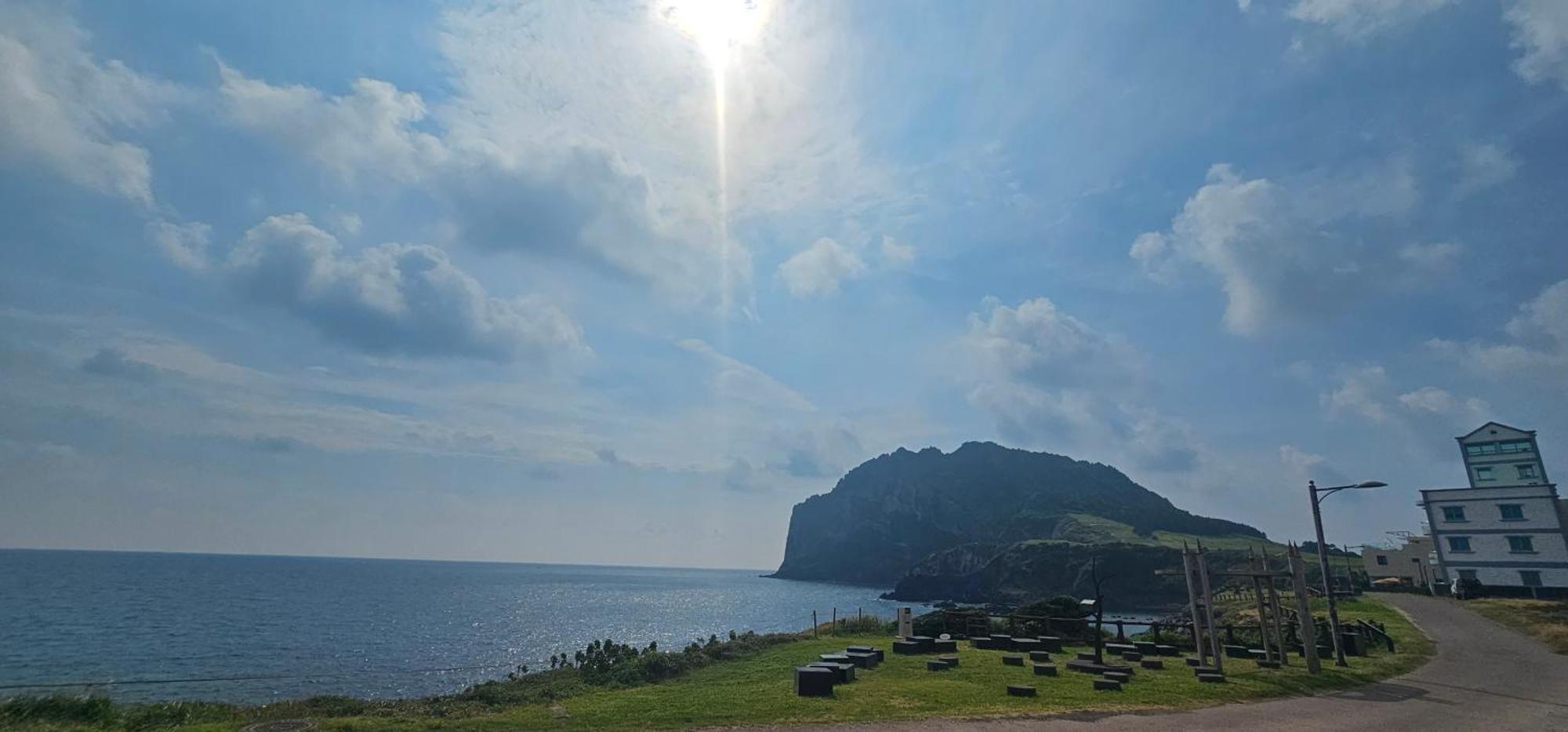 Seongsan Morning Sunset Villa Szogüpho Kültér fotó